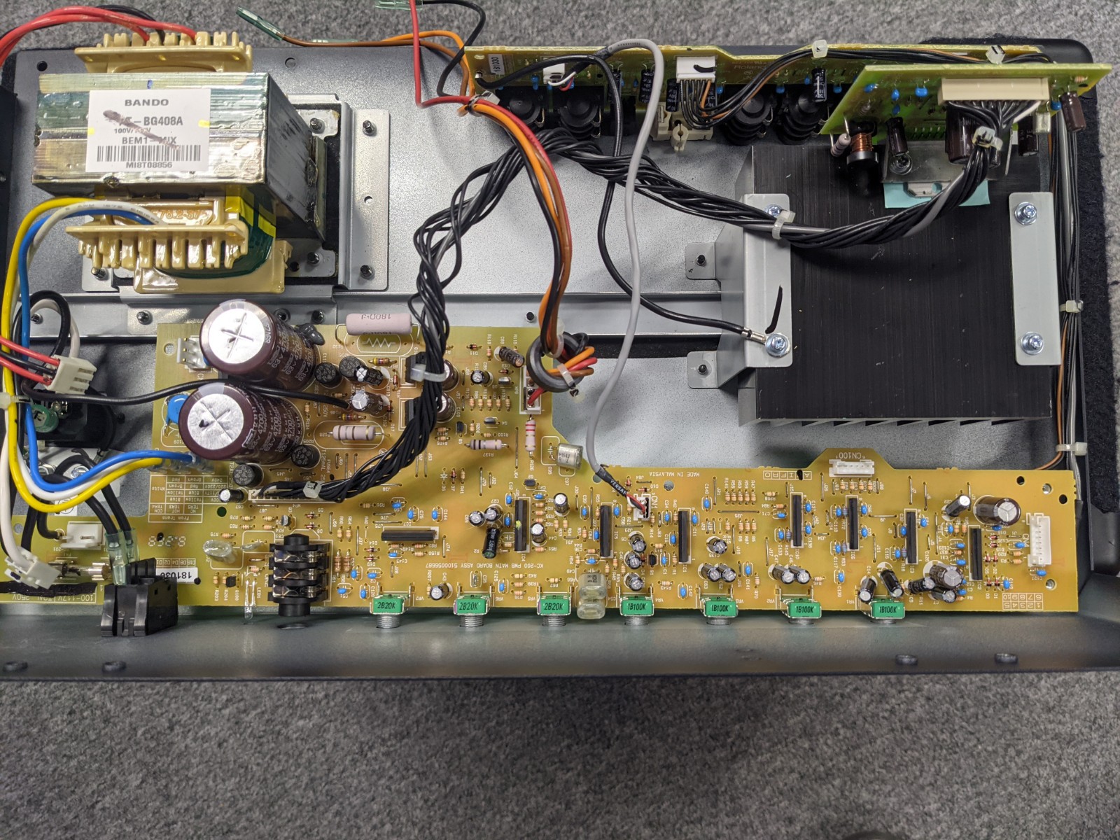 Lambert's Music Solutions | Roland KC-200 Keyboard Amp Repair | Birmingham, AL Music Repair Shop